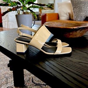 VIA SPIGA patent leather block heels.